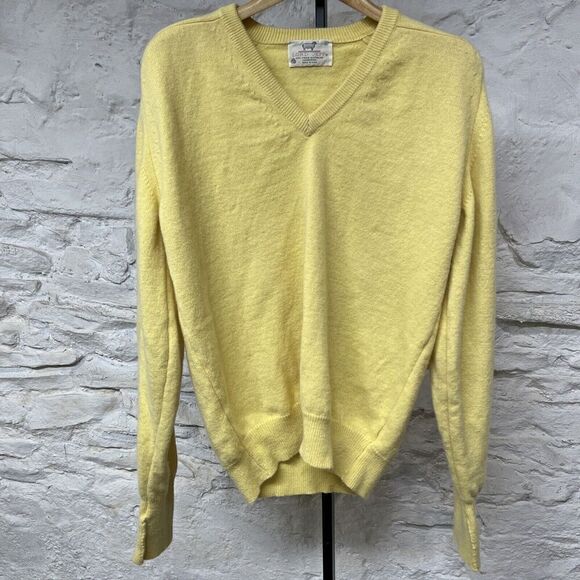 Vintage LORD JEFF 100% Virgin Australian Lambswool Yellow V-Neck Sweater Large - Picture 1 of 13